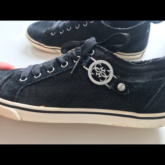 Guess shoes size 7 - Picture 5 of 5